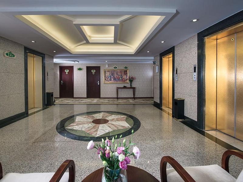 Vienna Hotel Guangzhou Shaheding Metro Station Exterior photo