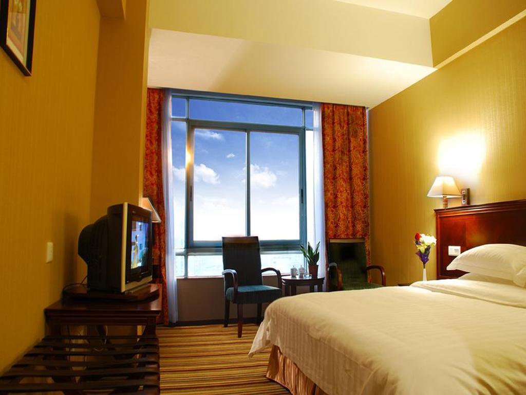 Vienna Hotel Guangzhou Shaheding Metro Station Room photo